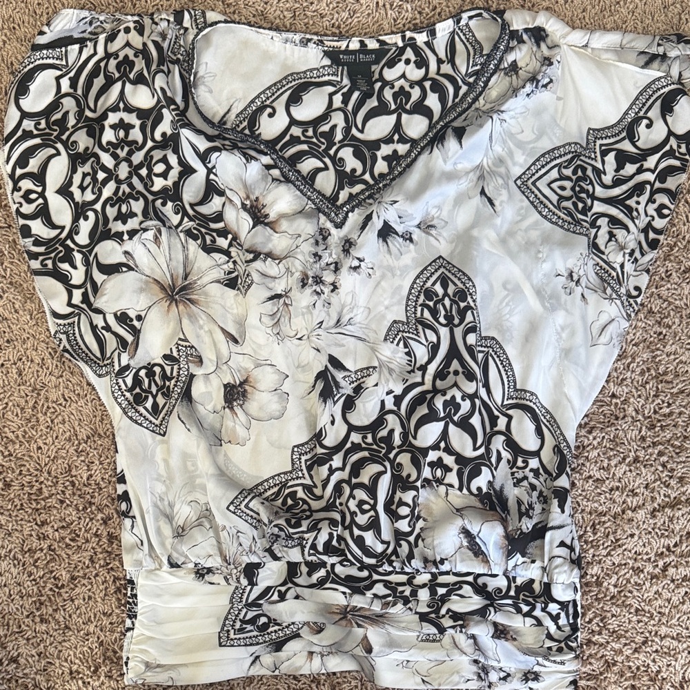 White House Black Market Black and White Floral Blouse